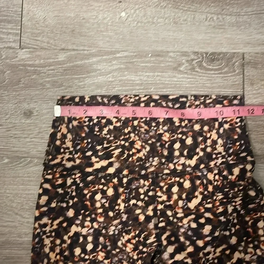 Lululemon invigorate tight leggings size 6